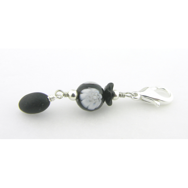 Artisan made black and white stitch marker Venetian bead black jade silver