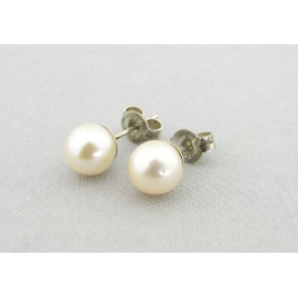 Handmade white A grade pearl sterling silver post earrings