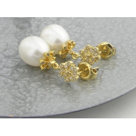 Handmade earrings with freshwater pearls and gold vermeil snowflake earring post