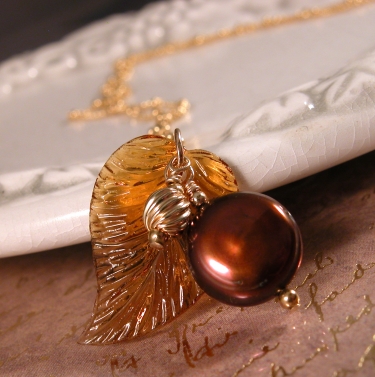 Fall Pearl and Leaf Necklace Fall Pearl and Leaf Necklace