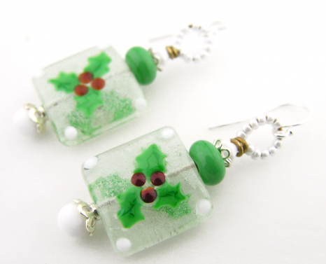 Snowy Holly Earrings Snowy Holly Earrings