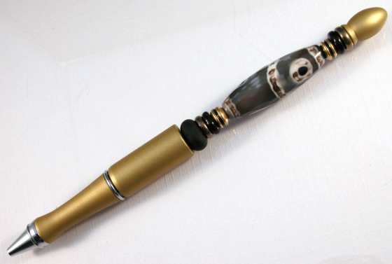 Gold and Black Agate Pen