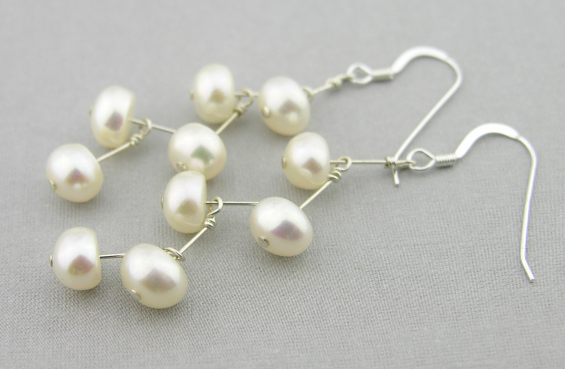 White Pearl Stairs Earrings White Pearl Stairs Earrings