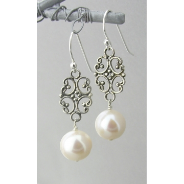 Filigree Pearl Drop Earrings - white freshwater pearl dangle drop sterling silver filigree handmade artisan srajd cserpentDesigns Filigree Pearl Drop Earrings - white freshwater pearl dangle drop sterling silver filigree handmade artisan srajd cserpentDesigns