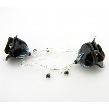 Goth Roses Earrings - handmade black glass roses, black spinel, sterling silver vines srajd cserpentDesigns Goth Roses Earrings - handmade black glass roses, black spinel, sterling silver vines srajd cserpentDesigns
